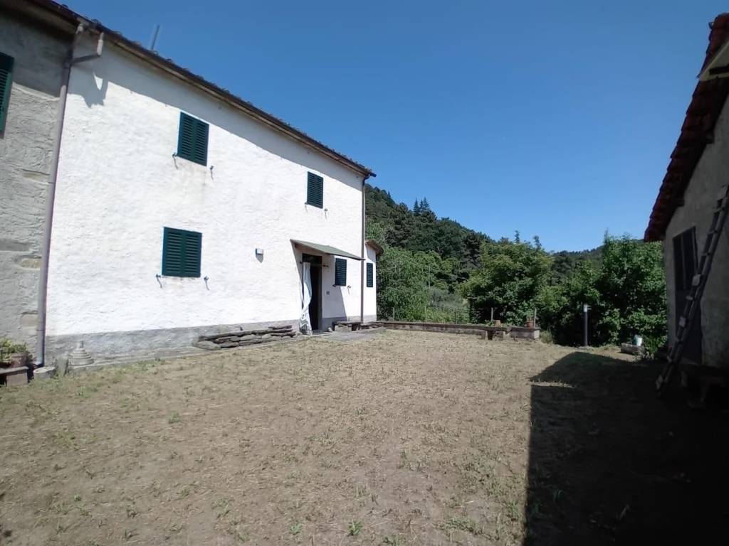 casa indipendente in vendita a Buggiano in zona Malocchio