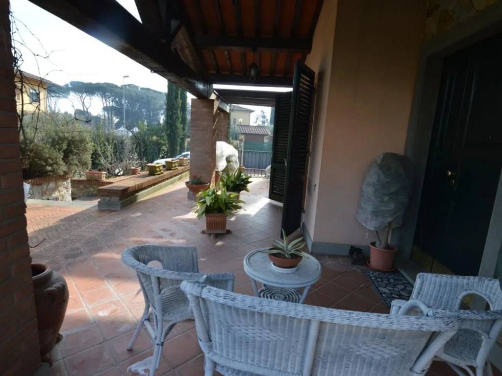 casa indipendente in vendita a Buggiano in zona Borgo a Buggiano