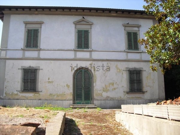 casa indipendente in vendita a Buggiano in zona Borgo a Buggiano