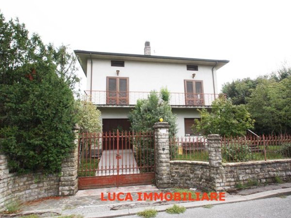 casa indipendente in vendita a Buggiano in zona Borgo a Buggiano