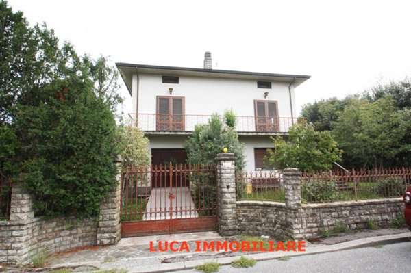 casa indipendente in vendita a Buggiano