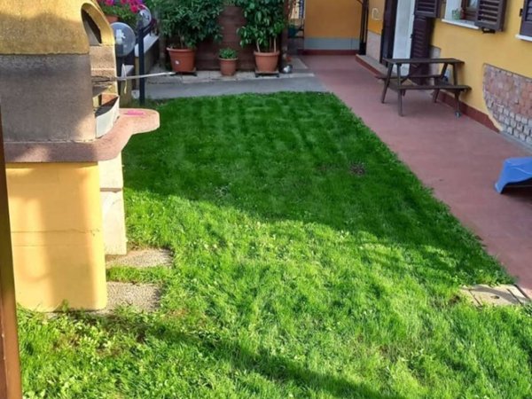 appartamento in vendita a Buggiano in zona Borgo a Buggiano