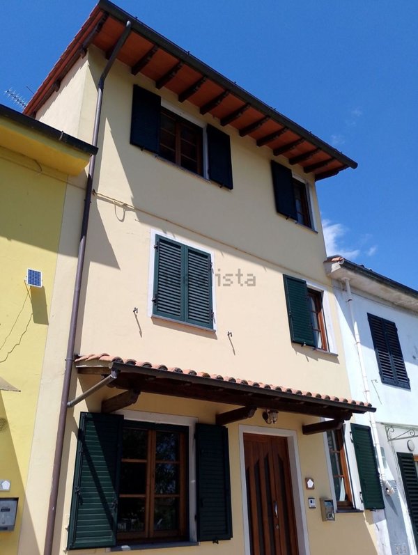 casa indipendente in vendita a Buggiano