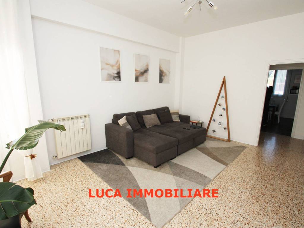 appartamento in vendita a Buggiano in zona Borgo a Buggiano