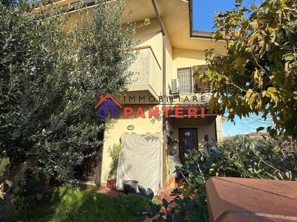 casa indipendente in vendita a Buggiano