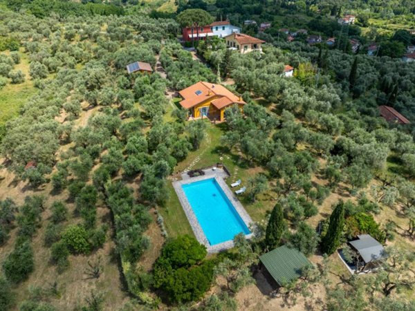 casa indipendente in vendita a Buggiano