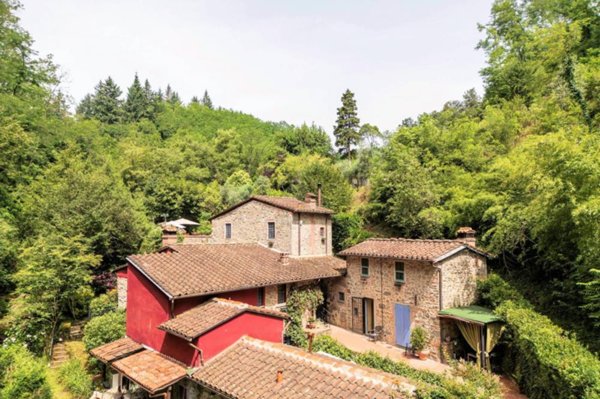 casa indipendente in vendita a Buggiano in zona Colle di Buggiano