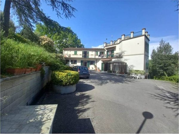 casa indipendente in vendita a Buggiano in zona Borgo a Buggiano