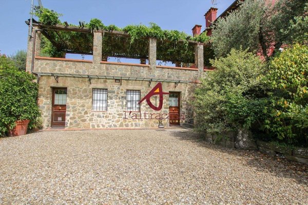 casa indipendente in vendita a Buggiano