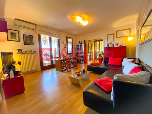 appartamento in vendita a Buggiano in zona Santa Maria