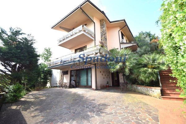 casa indipendente in vendita a Buggiano