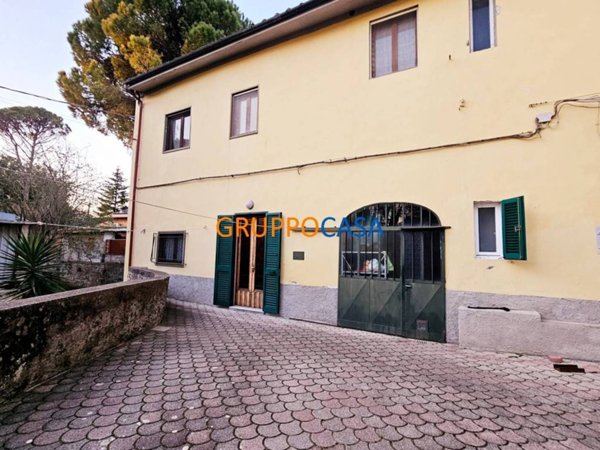 casa indipendente in vendita a Buggiano in zona Borgo a Buggiano