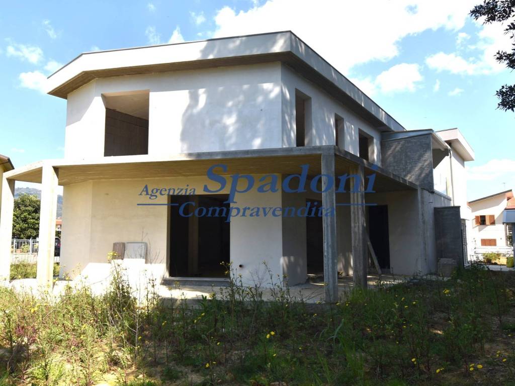 casa indipendente in vendita a Buggiano in zona Borgo a Buggiano