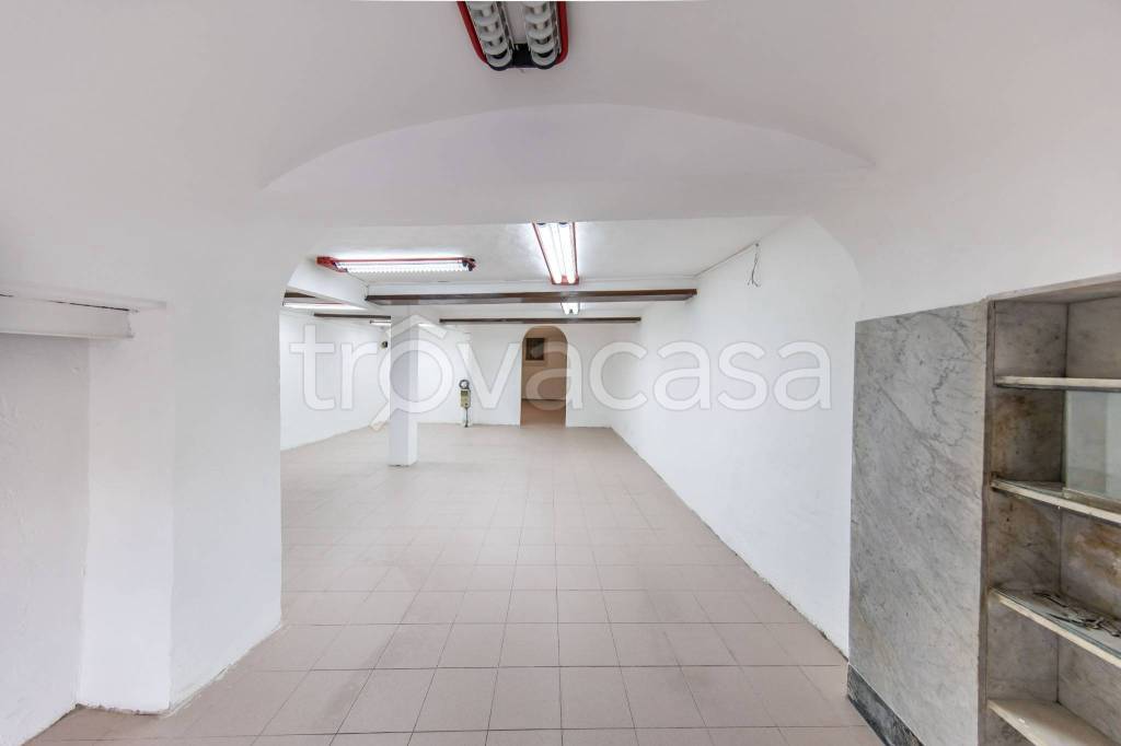 negozio in vendita a Buggiano