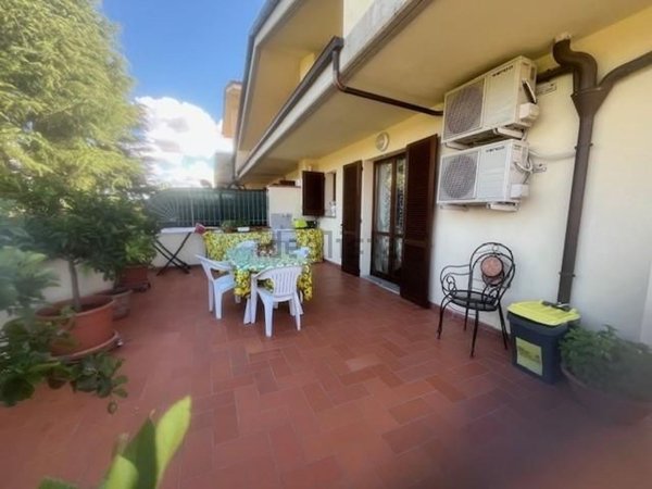 appartamento in vendita a Buggiano in zona Borgo a Buggiano