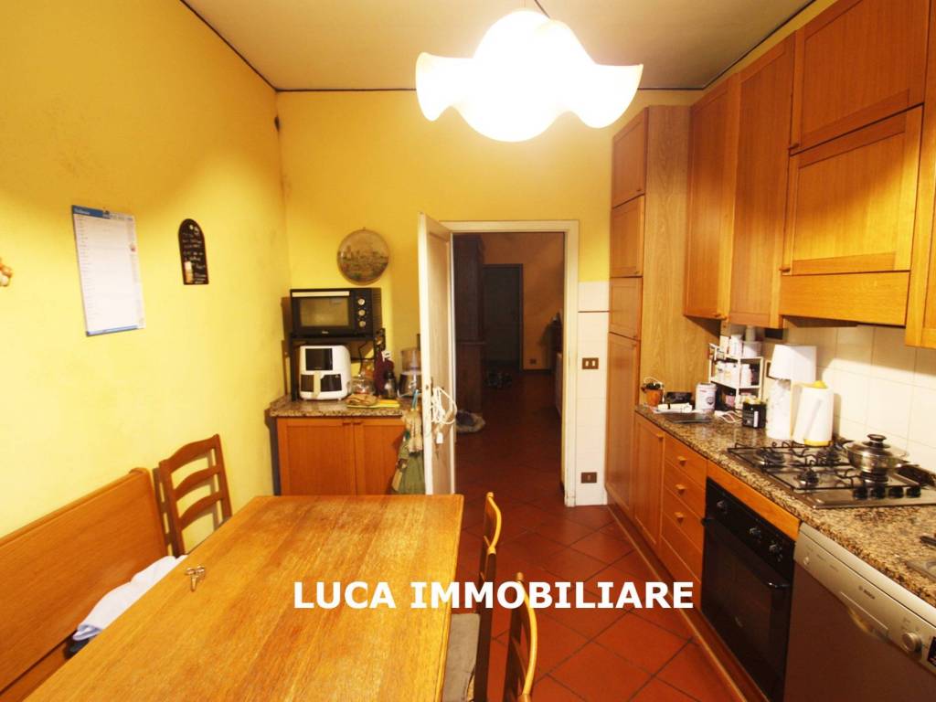 appartamento in vendita a Buggiano in zona Borgo a Buggiano