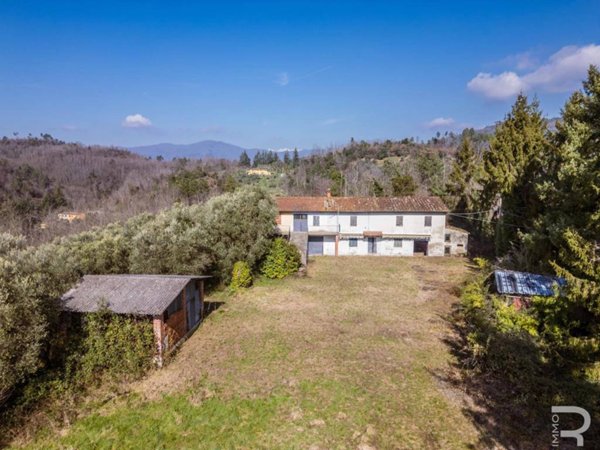 casa indipendente in vendita a Buggiano