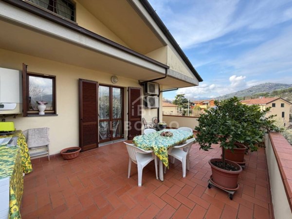 appartamento in vendita a Buggiano in zona Borgo a Buggiano