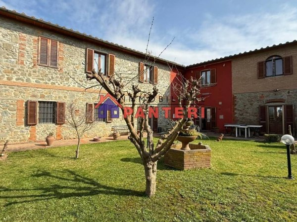 casa indipendente in vendita a Buggiano in zona Borgo a Buggiano
