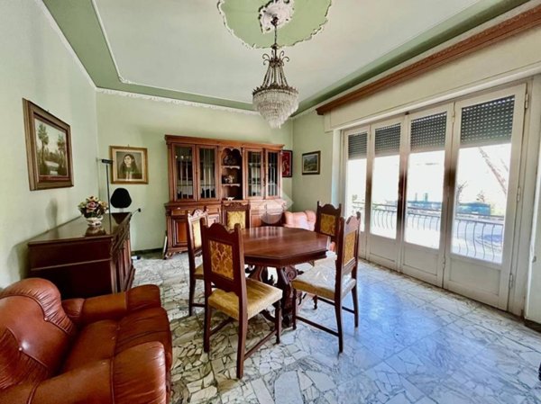 casa indipendente in vendita a Buggiano in zona Borgo a Buggiano