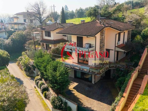 casa indipendente in vendita a Buggiano in zona Borgo a Buggiano