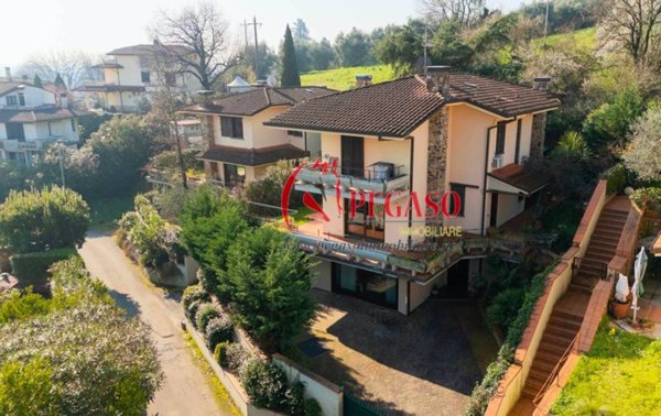 casa indipendente in vendita a Buggiano