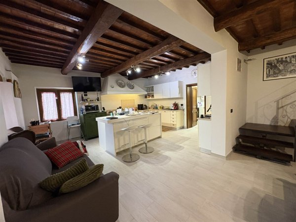 casa indipendente in vendita a Buggiano