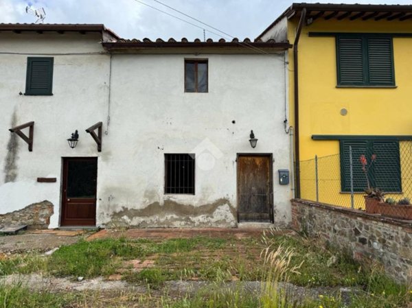 casa indipendente in vendita a Buggiano in zona Santa Maria