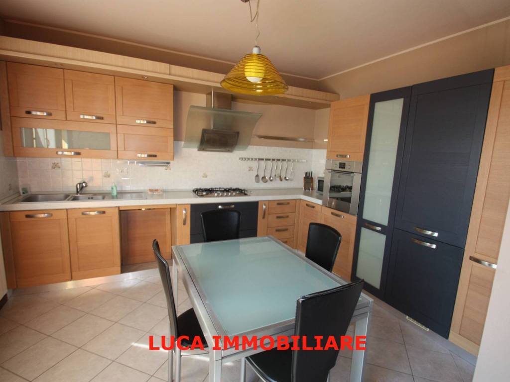 appartamento in vendita a Buggiano in zona Borgo a Buggiano