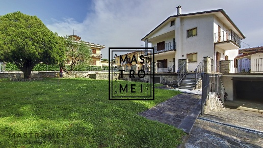 casa indipendente in vendita a Buggiano in zona Borgo a Buggiano