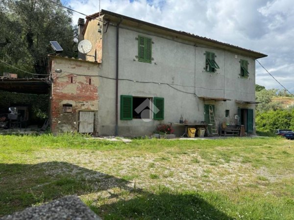 casa indipendente in vendita a Buggiano