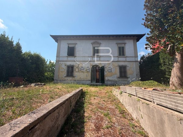 casa indipendente in vendita a Buggiano in zona Borgo a Buggiano