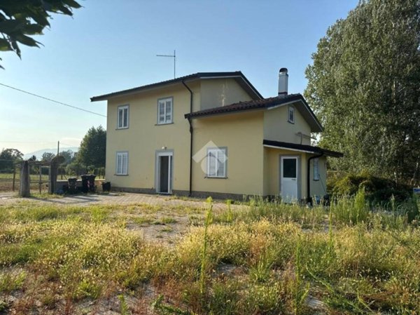 casa indipendente in vendita a Buggiano in zona Pittini