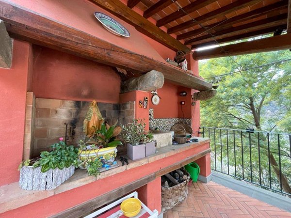 casa indipendente in vendita a Buggiano in zona Colle di Buggiano