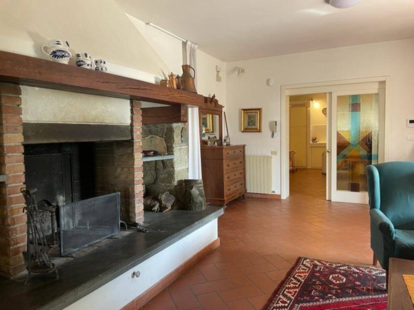 casa indipendente in vendita a Buggiano in zona Colle di Buggiano
