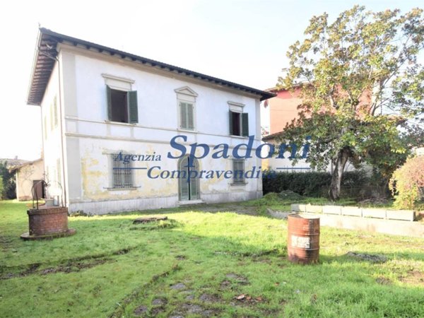 casa indipendente in vendita a Buggiano in zona Borgo a Buggiano