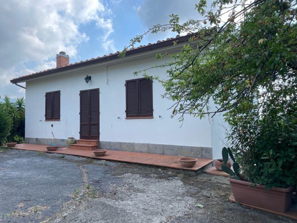 casa indipendente in vendita a Buggiano