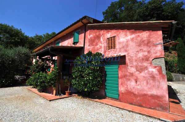 casa indipendente in vendita a Buggiano in zona Stignano