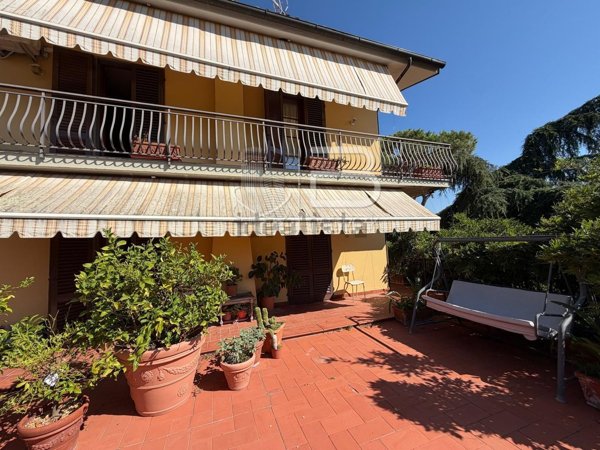 casa indipendente in vendita a Buggiano