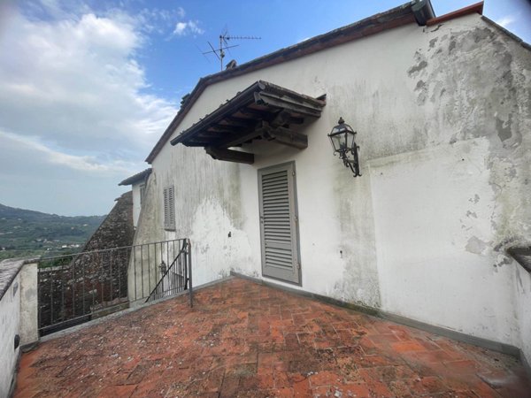 appartamento in vendita a Buggiano in zona Colle di Buggiano