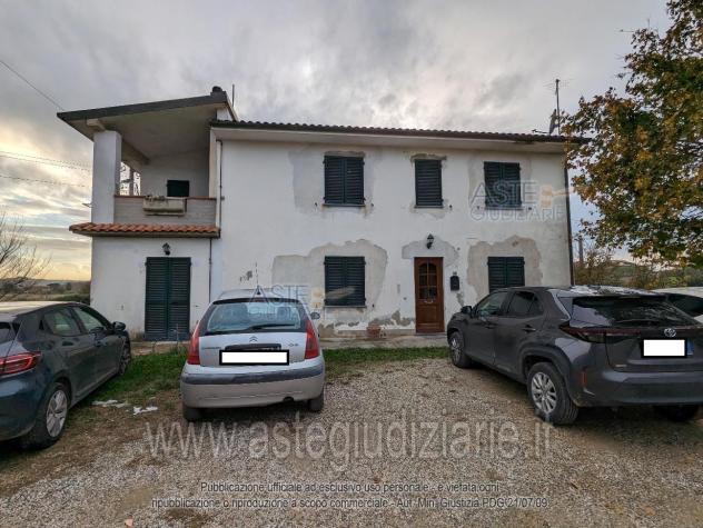 casa indipendente in vendita a Lamporecchio