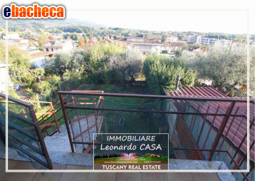 casa indipendente in vendita a Lamporecchio