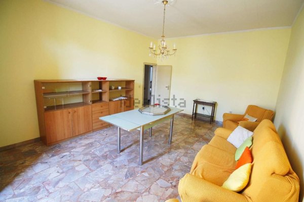 casa indipendente in vendita a Lamporecchio