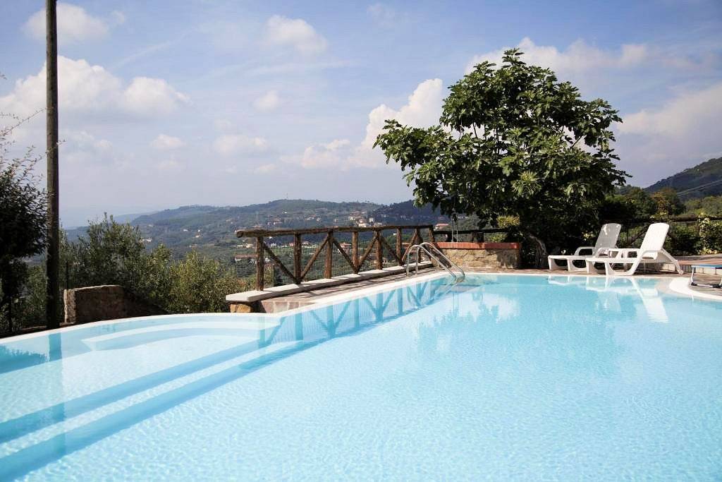 casa indipendente in vendita a Lamporecchio