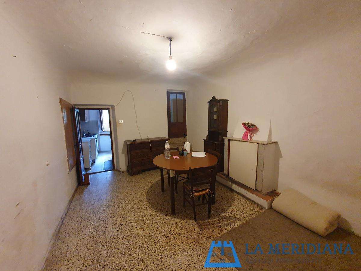 intera palazzina in vendita a Lamporecchio