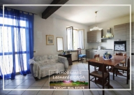 casa indipendente in vendita a Lamporecchio