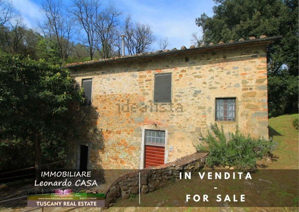 casa indipendente in vendita a Lamporecchio
