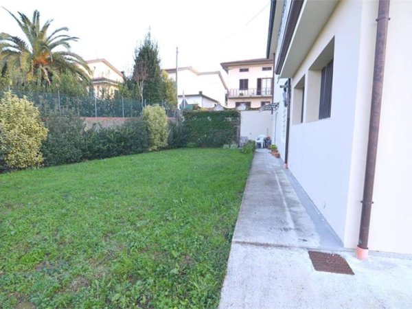 casa indipendente in vendita a Lamporecchio in zona Mastromarco