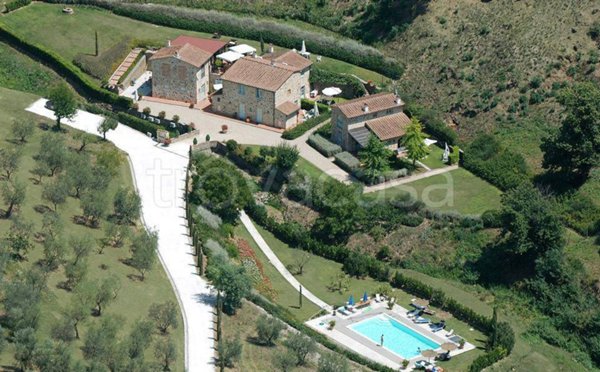 casa indipendente in vendita a Lamporecchio