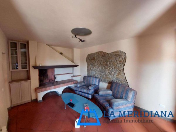 casa indipendente in vendita a Lamporecchio